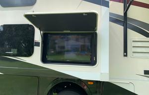 2018 Coachmen RV Pursuit 33 BH Blanche