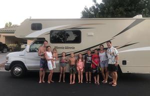 2016 Winnebago Minnie Winnie 25B