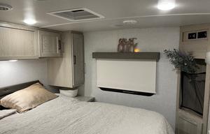 Comfy Couples or Small Family Camper