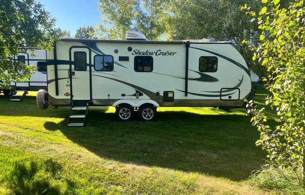 Lisa and Earl’s Family Adventure RV Rental