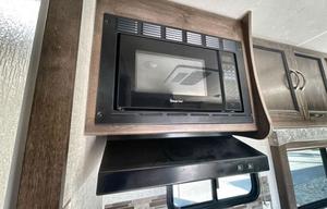 2020 Coachmen Freelander 27QB Dual Queen Beds