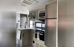 Ellie- 2023 Forest River RV EVO Lite 2750QBX