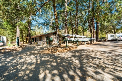 Whitehorse RV Village