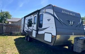 2015 Keystone Hideout 24BH