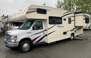 JOEY - 2019 Coachmen Freelander M-26 RS