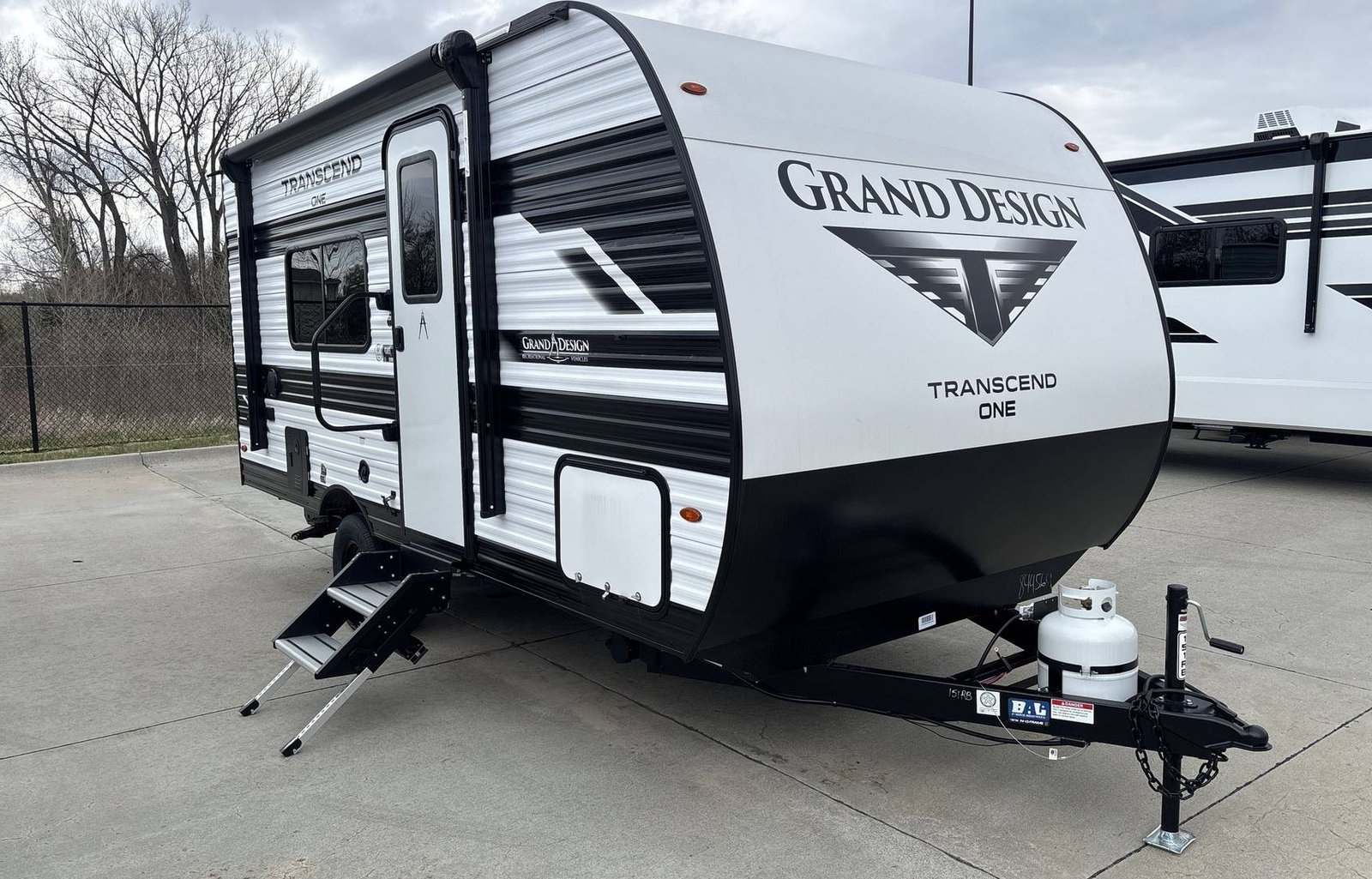 2027 Grand Design Transcend One 151BH