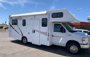 2013 Thor Motor Coach Four Winds 23A Ultimate