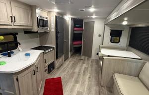 2026 Catalina Summit Series 8 261BHS RV rental photo 20