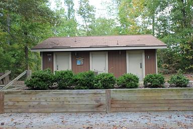 Rudds Creek Campground Middle Comfort Station