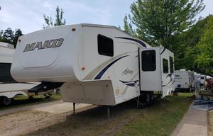 2007 Gulf Stream RV Mako 30 FBHS