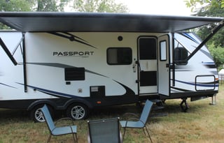 5-Star Rated Bunkhouse RV | Master Suite + 4 Bunks