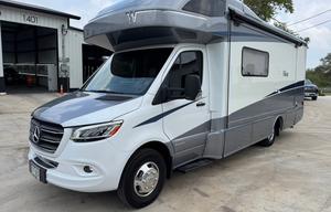 Easy driving 2021 Winnebago View 24D
