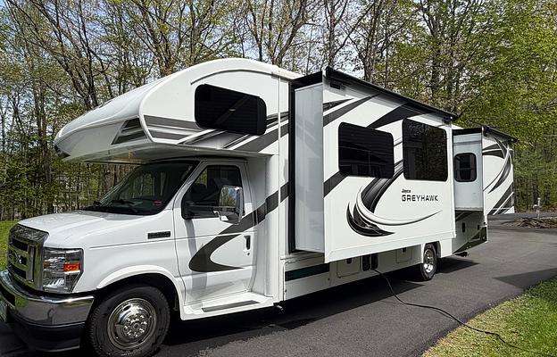 Stress free Luxury Camping/Fully Stocked