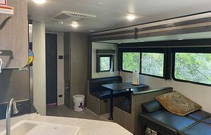 2021 Keystone RV Hideout 318BR RV rental photo 2