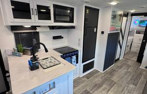 Cruise & Snooze RV