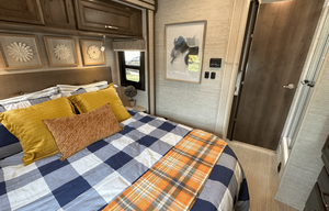 'Maverick' Sleeps 8! Loaded with Comfort Amenities