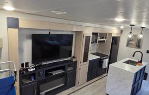 2025 Prime Time RV Avenger 28REI