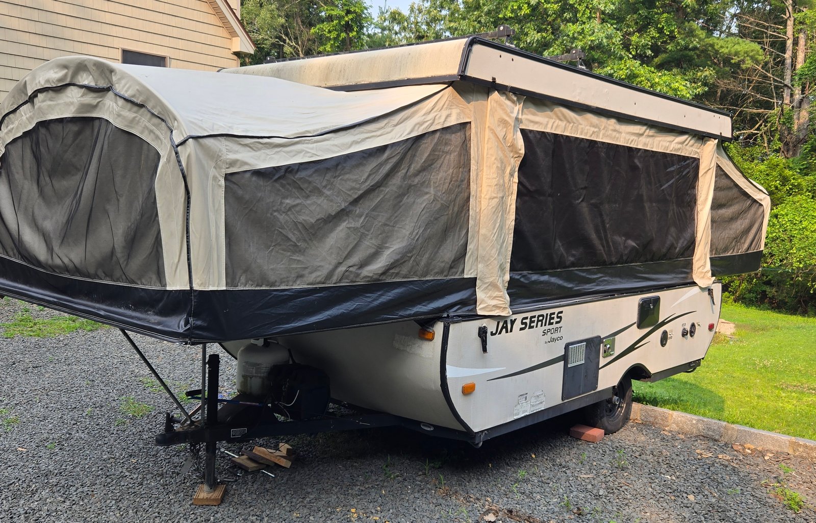 Dry‑Camping Popup Retreat