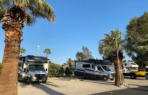 Mercedes Winnebago Vita - Luxury and Comfort