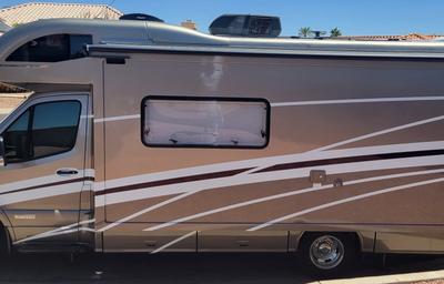 Easy to Drive 2022 Winnebago Navion, meet "Goldie"