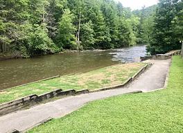Toccoa River Sandy Bottoms Campground