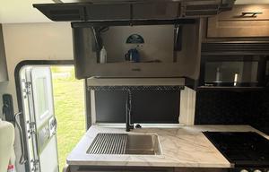 Pet/festival friendly RV WITH washer/dryer!!!