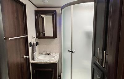Gumpa's Getaway - Fully stocked and pet friendly!