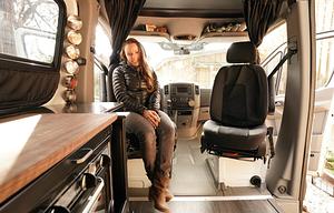 Winter Ready 4x4 Sprinter 2500 w Starlink option