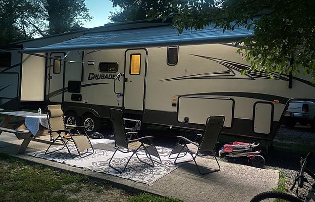 FIFTH WHEEL 37 Ft 2015 Prime Time Crusader Bunk HS