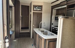 2019 Keystone RV Alpine 3701FL RV rental photo 15