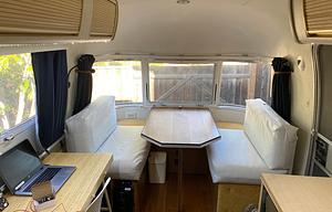Airstream in 2 colors! Stand out!