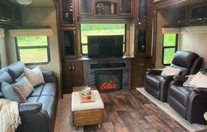 2018 Forest River RV Sierra 371REBH RV rental photo 4