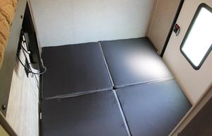 LUXURY-AUTO LEVELING-FREE INS-TOP RATED- DIAMOND O