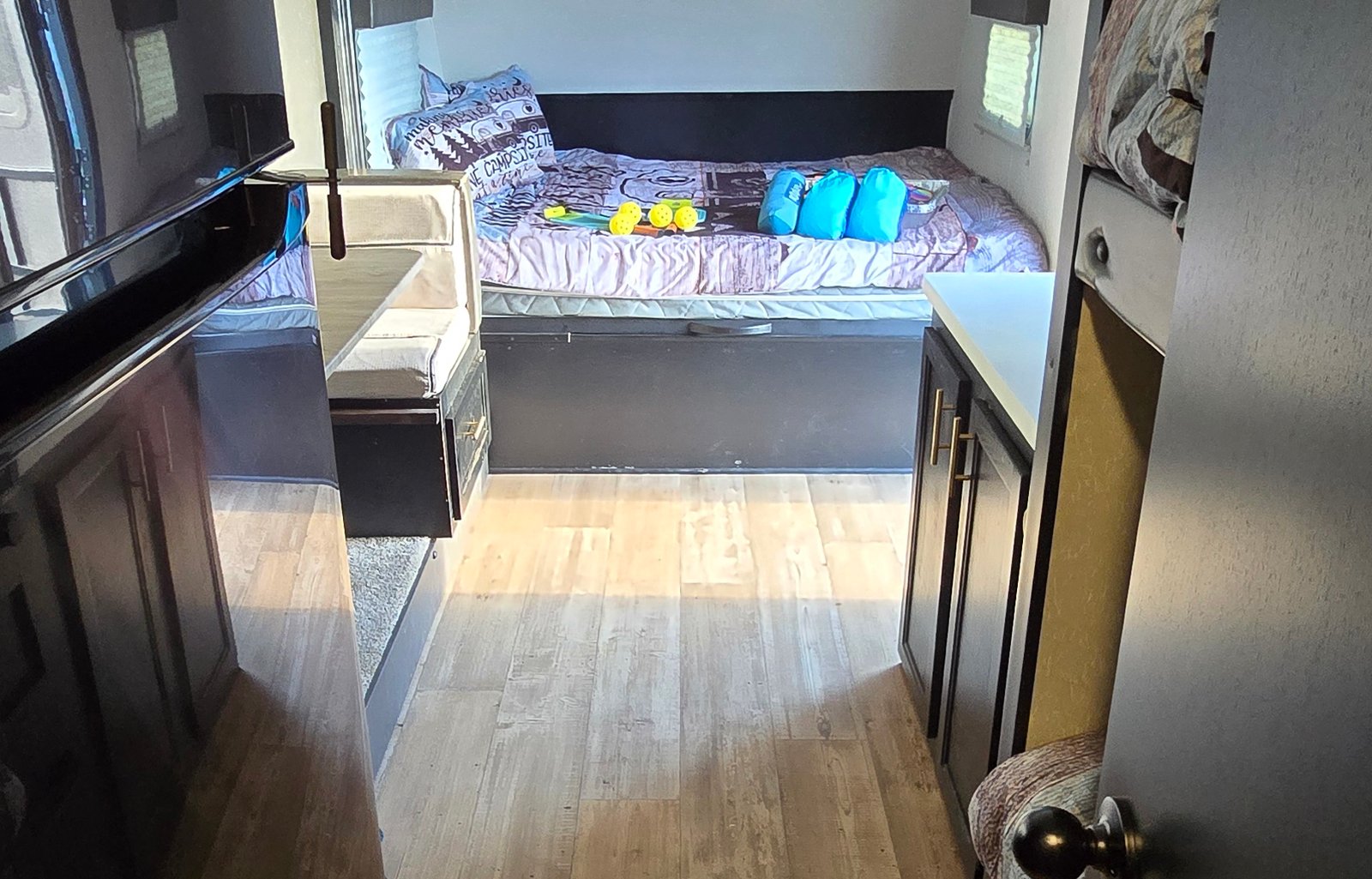 2021 Forest River RV Cherokee Black Label 17JWBL