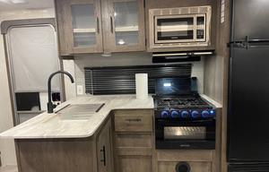 Wildwood Bunk House w/ Fireplace