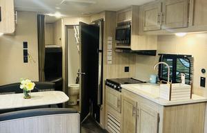 2023 Catalina Coachmen Forest River Summit RV rental photo 4