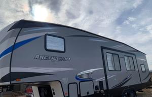 2021 Forest River RV Cherokee Arctic Wolf 287BH RV rental photo 2