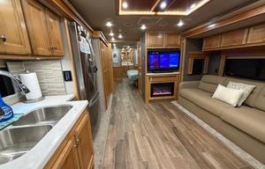 2022 Tiffin Motorhomes Allegro RED 360 38 KA RV rental photo 17