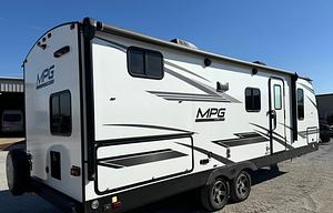 2022 Cruiser MPG Bunkhouse