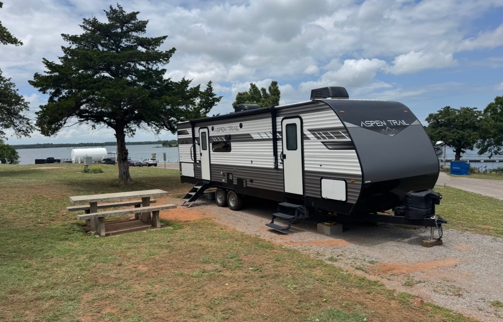 2021 Dutchman RV **Up to 10 People**