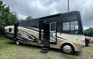 2016 Newmar Canyonstar, Adventure Ready