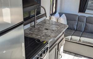 Kid and pet friendly, 1/2 ton towable, 2021 Zinger