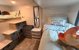 *Fall Special*CLEAN & Spacious Family Bunk House