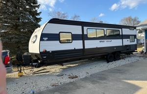 2024 Forest River RV Cherokee Grey Wolf 26DBH RV rental photo 2