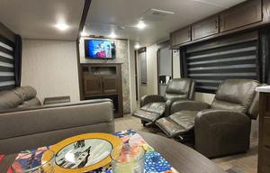 New Full 2020 Cherokee Forest River 274RK