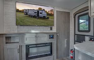 BRAND NEW! 2025 Catalina Legacy 293QBCK Bunk House
