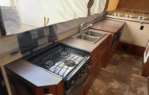2014 Forest River Rockwood w/Heat, AC, and Toilet!