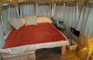 Rainforest Roamer - Cozy Cabin On Wheels