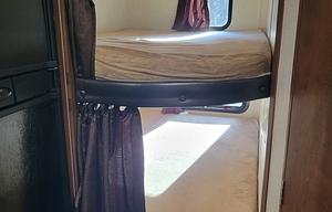 MOJO's 2017 Jayco Jayflight SLX 242