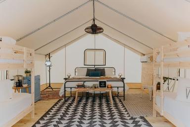 Timberline Glamping at Lake Lanier River Forks